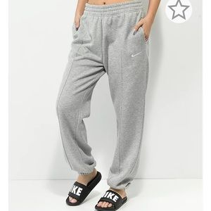 Nike Sportswear Essential Collection Gray Women's Fleece Pants